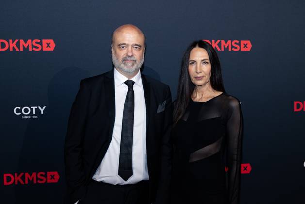 Scott Adsit, Sue Galloway at arrivals for DKMS Fundraising Gala, Cipriani Wall Street, New York, NY, October 15, 2026. Photo By: Ryan Billings Everett Collection DKMS Fundraising Gala PUBLICATIONXNOTxINxCANxCHNxFRAxITAxJPNxNORxPOLxRUSxESPxUKxUSA