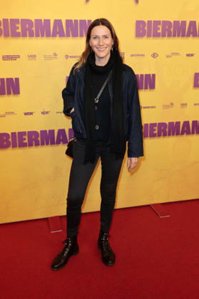 Bettina Lamprecht bei der Premiere des Dokumentarfilms Biermann im Kino International. Berlin, 15.10.2026