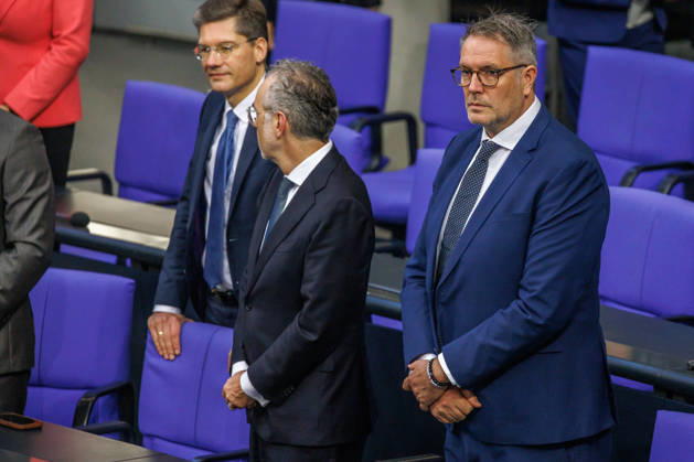 Bundestag Alexander Schweitzer (SPD), Bundesminister fuer Arbeit und Soziales, im Deutschen Bundestag am 16.10.26 in Berlin. Berlin Berlin Deutschland Bundestag