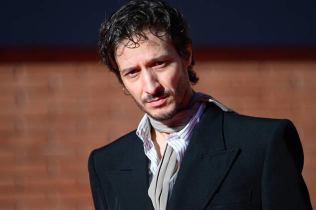 News - Rome Film Fest 2026 - DAY 2 Dario Aita attends the Memoriae red carpet during the 21th Rome Film Festival at Auditorium Parco Della Musica on October 15, 2026 in Rome, Italy. Roma Auditorium Parco della Musica Italy Copyright: xDomenicoxCippitellix xLiveMediax LPN_2745242