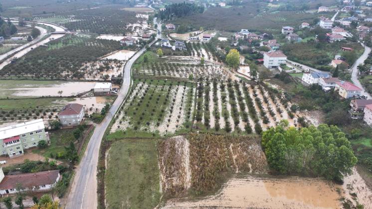 Heavy rain continues to affect Sakarya SAKARYA, TURKIYE - OCTOBER 16: An aerial view of floodwaters surrounding homes and roads in the Daricayiri neighborhood of Karasu district in Sakarya, Turkiye, on October 16, 2026. Heavy rainfall that began on the evening of the previous day continued to affect the province, and the area was seen from the air after flooding struck the neighborhood. Ibrahim Yozoglu Anadolu Sakarya Turkey. Editorial use only. Please get in touch for any other usage. Copyright: x2026xAnadoluxIbrahimxYozoglux