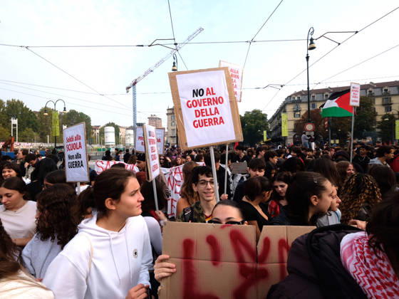 IPA89758457 - Turin, October 16, 2026: Student protests calling for funding for schools, not for war  Copyright: xCostantinoxSergix xCostantinoxSergix IPA89758457