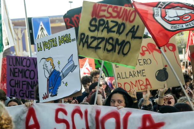 October 16, 2026, Master, Rome, Italy: High school students are participating in the march organized by the Coordination of High School Students to denounce the lack of resources in public schools, staff insecurity, the cost of books and transportation, and the critical issues facing the school system. The demonstration is part of the national student mobilization. Mestre, October 16, 2026 Master Italy  - ZUMAa289 20261016_zia_a289_014 Copyright: xMircoxToniolox xAgfx