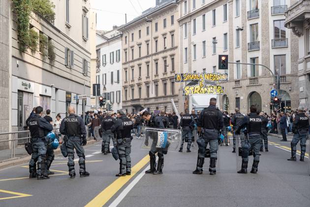 IPA89759909 - Milan, October 16, 26, Largo Cairoli, No One Is a Stranger Student Strike  Copyright: xGiuliaxSciaccax xGiuliaxSciaccax IPA89759909