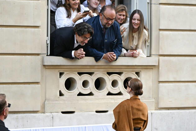 Céline Dion was spotted leaving the Royal Monceau hotel, heading toward the Plenitude Arena for the penultimate show of her concert series in the French capital, Paris, France, on October 16, 2026. Lionel Urman, Bestimage. Céline Dion was spotted leaving the Royal Monceau hotel, heading toward the Plenitude Arena for the penultimate show of her concert series in the capital, Paris, France, on October 16, 2026. Paris, France Copyright: xLIONELxURMANxx xBESTIMAGExLIONELxURMANxx xBESTIMAGEx