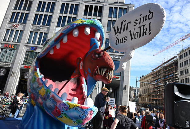 Rally calling for an AfD ban in Berlin BERLIN, GERMANY - OCTOBER 16: People take part in a rally near the Bundesrat calling for proceedings to ban the far-right Alternative for Germany (AfD) party and urge North Rhine-Westphalia Minister-President Hendrik Wüst to support their demand, as he is set to be elected President of the Bundesrat that day, in Berlin, Germany, on 16 October 2026. The rally is organized by the alliance NRW Appeal: AfD Ban Now , which reportedly collected more than 120,000 signatures in support of an AfD ban in North Rhine-Westphalia and is urging the Bundesrat to initiate proceedings before the Federal Constitutional Court to ban the party. Volodymyr Sindieiev Anadolu Berlin Germany. Editorial use only. Please get Copyright: x2026xAnadoluxVolodymyrxSindieievx