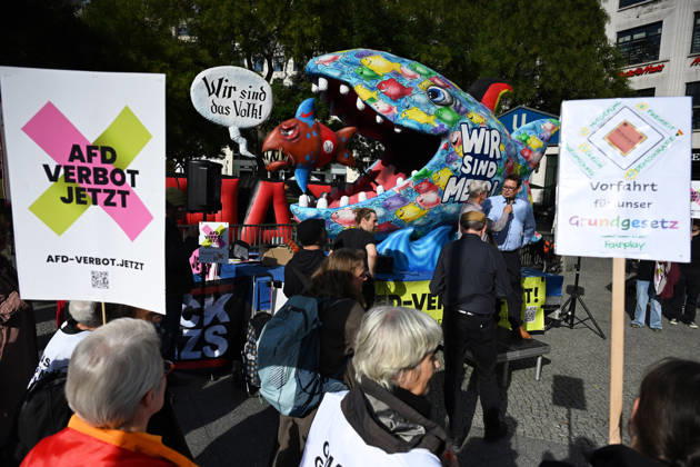 Rally calling for an AfD ban in Berlin BERLIN, GERMANY - OCTOBER 16: People take part in a rally near the Bundesrat calling for proceedings to ban the far-right Alternative for Germany (AfD) party and urge North Rhine-Westphalia Minister-President Hendrik Wüst to support their demand, as he is set to be elected President of the Bundesrat that day, in Berlin, Germany, on 16 October 2026. The rally is organized by the alliance NRW Appeal: AfD Ban Now , which reportedly collected more than 120,000 signatures in support of an AfD ban in North Rhine-Westphalia and is urging the Bundesrat to initiate proceedings before the Federal Constitutional Court to ban the party. Volodymyr Sindieiev Anadolu Berlin Germany. Editorial use only. Please get Copyright: x2026xAnadoluxVolodymyrxSindieievx