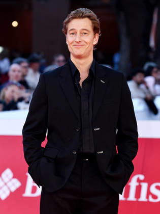 Entertainment Bilder des Tages IPA89767754 - Roma Cinema Fest 2026. Day 4 Photocall for the film Eurotrash.? Pictured: Alexander Fehling  Copyright: xMaurizioxD Avanzox xPoolxRomaxFilmxFestx2026x IPA89767754