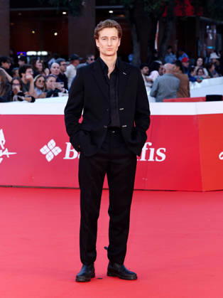 IPA89767753 - Roma Cinema Fest 2026. Day 4 Photocall for the film Eurotrash. Pictured: Alexander Fehling  Copyright: xMaurizioxD Avanzox xPoolxRomaxFilmxFestx2026x IPA89767753