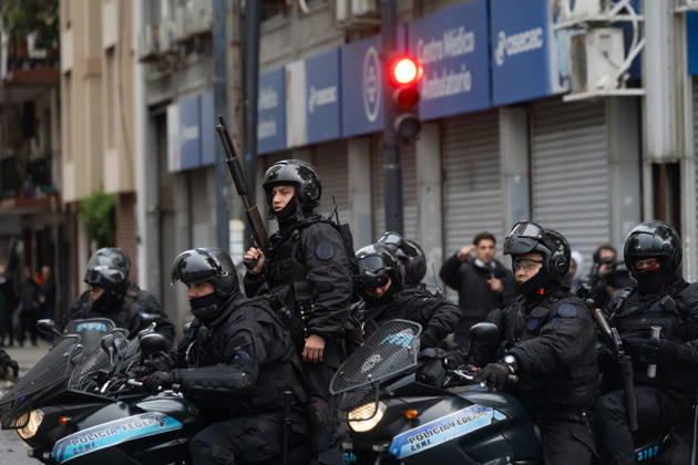 October 16, 2026, Buenos Aires, Buenos Aires, Argentina: Police officers on motorcycles during clashes with protesters at the fifth national university march in Argentina. Buenos Aires Argentina - ZUMAp265 20261016_zip_p265_056 Copyright: xDelfinaxCorberaxPix