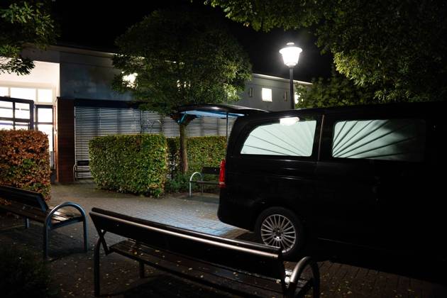 Olfen: Eine Frau tot, zwei weitere schwer verletzt – Tatverdächtiger in Gewahrsam 7aIMG: 0577238 2 Retthungshubschrauber, Feuerwehr Olfen, 3 RTW, Notfallseelsorge und Polizei - Mehrere Verletzte vermutlich eine Tote Person in Altenheim - St. Vitus Stift OlfenNordrhein-Westfalen, Olfen, Deutschland Copyright: 7aktuell.dex xMarcxGruber 0577238 20261016_7a_express_20261016_2156_577238