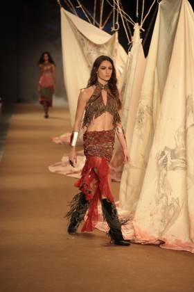 RECORD DATE NOT STATED Hisha s fashion show at SPFW. Sao Paulo (SP), 10 16 2026 - Fashion SPFW - Hisha fashion show during Sao Paulo Fashion Week N61 at Pacubra in Ibirapuera, Sao Paulo.(Foto: Fabricio Bomjardim Thenews2 imago images) Hisha s fashion show at SPFW.  Copyright: xFabricioxBomjardimx