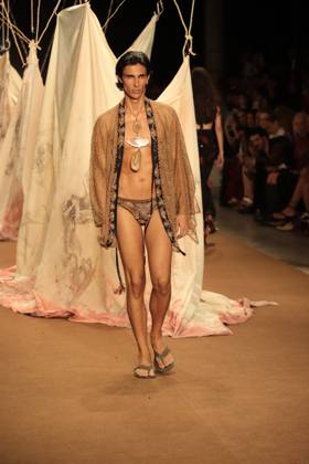 RECORD DATE NOT STATED Hisha s fashion show at SPFW. Sao Paulo (SP), 10 16 2026 - Fashion SPFW - Hisha fashion show during Sao Paulo Fashion Week N61 at Pacubra in Ibirapuera, Sao Paulo.(Foto: Fabricio Bomjardim Thenews2 imago images) Hisha s fashion show at SPFW. Copyright: xFabricioxBomjardimx