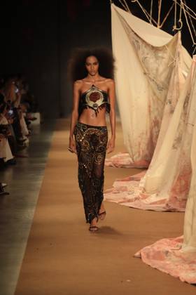 RECORD DATE NOT STATED Hisha s fashion show at SPFW. Sao Paulo (SP), 10 16 2026 - Fashion SPFW - Hisha fashion show during Sao Paulo Fashion Week N61 at Pacubra in Ibirapuera, Sao Paulo.(Foto: Fabricio Bomjardim Thenews2 imago images) Hisha s fashion show at SPFW. Copyright: xFabricioxBomjardimx