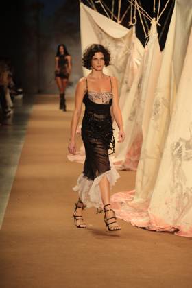RECORD DATE NOT STATED Hisha s fashion show at SPFW. Sao Paulo (SP), 10 16 2026 - Fashion SPFW - Hisha fashion show during Sao Paulo Fashion Week N61 at Pacubra in Ibirapuera, Sao Paulo.(Foto: Fabricio Bomjardim Thenews2 imago images) Hisha s fashion show at SPFW.  Copyright: xFabricioxBomjardimx
