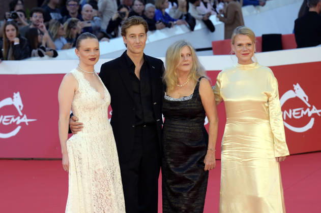 Luna Wedler, Alexander Fehling, Barbara Sukowa und Frauke Finsterwalder bei der Premiere des Kinofilms Eurotrash auf dem 21. Internationalen Filmfestival von Rom Festa del Cinema di Roma 2026 im Auditorium Parco della Musica. Rom, 16.10.2026