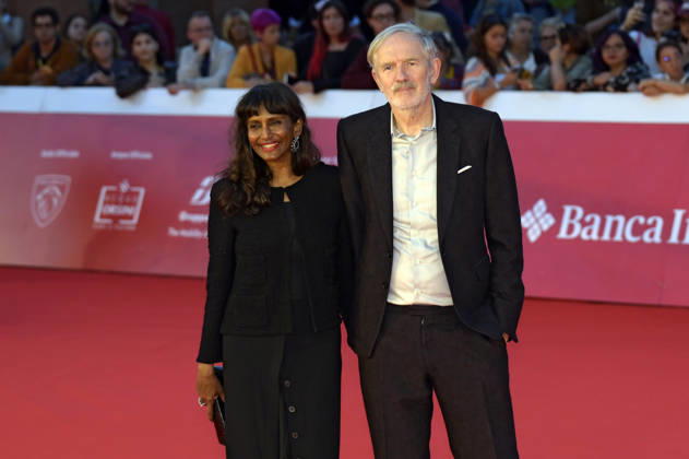 Anton Corbijn mit Ehefrau Nini Corbijn bei der Premiere des Kinofilms A Talent for Murder Ein Talent fürs Morden auf dem 21. Internationalen Filmfestival von Rom Festa del Cinema di Roma 2026 im Auditorium Parco della Musica. Rom, 16.10.2026
