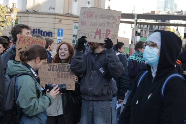This image shows youths gather for a protest action at the Central Station in Brussels on Saturday 17 October 2026.  NICOLASxMAETERLINCK 190060029