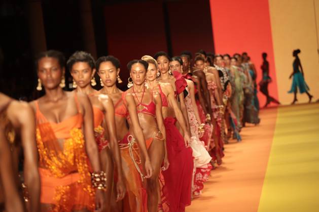 RECORD DATE NOT STATED Amir Slama parade Sao Paulo (SP), 10 16 2026 - Fashion SPFW - Amor Slama fashion show during Sao Paulo Fashion Week N61 at Pacubra in Ibirapuera, Sao Paulo.(Foto: Fabricio Bomjardim Thenews2 imago images) Amir Slama parade  Copyright: xFabricioxBomjardimx