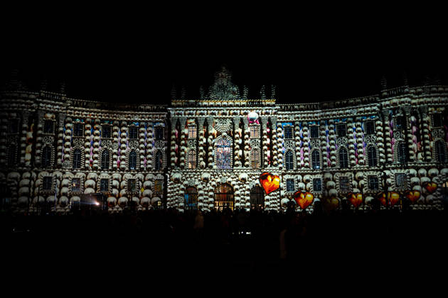 Berlin, Eindrücke vom Festival of Lights Das illuminierte Juristische Fakultät im Rahmen des jährlich stattfindenden Festival of Lights an dem verschieden Gebäude bunt angestrahlt werden am 16.10.2026 in Berlin. Berlin Berlin Deutschland