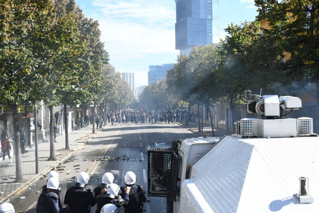 University students in Tirana continue widespread protests over educational conditions TIRANA, ALBANIA - OCTOBER 17: University students and young activists march through the streets of central Tirana, Albania, on October 17, 2026, as nationwide student-led demonstrations enter their fourth consecutive day. Demonstrators gathered near public academic institutions and the Ministry of Education to demand lower tuition fees, improved campus infrastructure, increased financial aid, and effective policy responses to rising living costs and youth unemployment. Olsi Shehu Anadolu Tirana Albania. Editorial use only. Please get in touch for any other usage.  Copyright: x2026xAnadoluxOlsixShehux