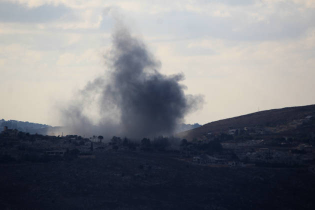 Israeli forces attack Lebanon despite ceasefire NABATIEH, LEBANON - OCTOBER 17: Smoke rises following Israeli airstrikes targeting the towns of Zawtar al-Sharqiyah and Kfar Tebnit in southern Lebanon, as the Israeli military continues its attacks despite a ceasefire and framework agreement, in Nabatieh, Lebanon, on October 17, 2026. Ramiz Dallah Anadolu Nabatieh Lebanon. Editorial use only. Please get in touch for any other usage.  Copyright: x2026xAnadoluxRamizxDallahx