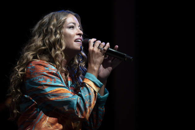 Sofía Ellar Performs in Madrid, Spain - 17 Oct 2026 Singer Sofía Ellar performs during a concert at the Plaza de Espana in Madrid. Madrid Spain Copyright: xAtilanoxGarciax xSOPAxImagesx PHOTO12809