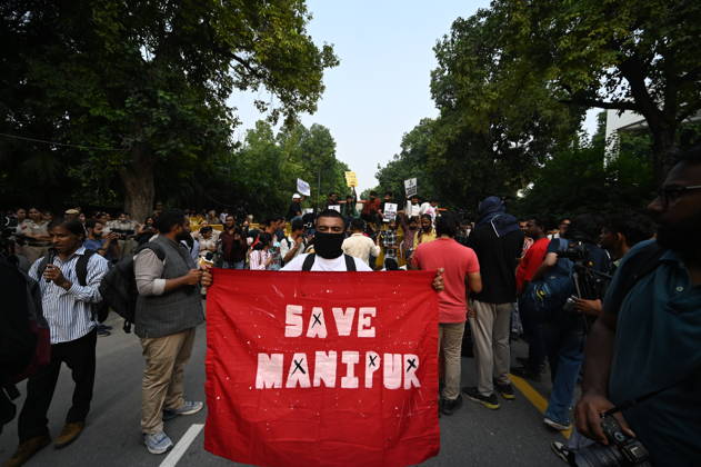 NEW DELHI, INDIA - OCTOBER 17: Students, youth and citizens participate in a march from the Press Club of India to Jantar Mantar demanding the resignation of Chief Election Commissioner Gyanesh Kumar, on October 17, 2026 in New Delhi, India. (Photo by Ishant Chauhan Hindustan Times ) CJP Supporters Protest Demanding CEC Gyanesh Kumar s Resignation Over Voter List Changes