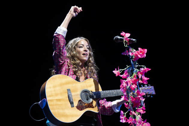 October 17, 2026, Madrid, Spain: Singer Sofia Ellar performs during a concert at the Plaza de Espana in Madrid. Madrid Spain  - ZUMAs197 20261017_aaa_s197_129 Copyright: xAtilanoxGarciax