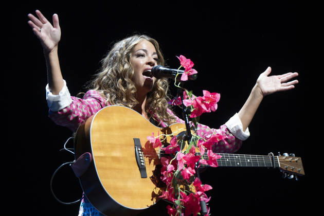October 17, 2026, Madrid, Spain: Singer Sofia Ellar performs during a concert at the Plaza de Espana in Madrid. Madrid Spain  - ZUMAs197 20261017_aaa_s197_130 Copyright: xAtilanoxGarciax