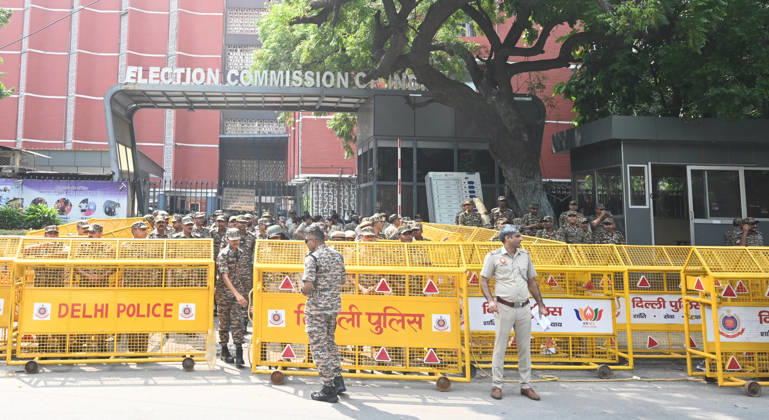 NEW DELHI, INDIA - OCTOBER 17: Paramilitary Forces and Delhi Police deployed outside the election commission of India HQ, on October 17, 2026 in New Delhi, India. (Photo by Sonu Mehta Hindustan Times ) CJP Supporters Protest Demanding CEC Gyanesh Kumar s Resignation Over Voter List Changes