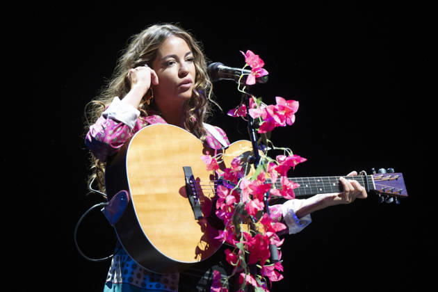 October 17, 2026, Madrid, Spain: Singer Sofía Ellar performs during a concert at the Plaza de Espana in Madrid. Madrid Spain - ZUMAs197 20261017_aaa_s197_143 Copyright: xAtilanoxGarciax