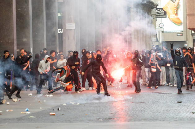IPA89816664 - Milan, October 17, 2026: Italia in Piazza demonstration; violent clashes between police and the student movement Copyright: xFrancescoxEnriquezx xFrancescoxEnriquezx IPA89816664