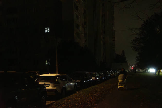 Power outage amid the Russia-Ukraine war in Lviv LVIV, UKRAINE – OCTOBER 17: People walk along dark streets during a power outage amid the Russia-Ukraine war and dropping temperatures in Lviv, Ukraine, on October 17, 2026. On the night of October 17, Russian forces launched a massive, combined-arms strike, targeting areas including the western regions of Ukraine. The energy sector was the primary target of the attacks. According to President Zelensky, the Russians inflicted one of the biggest blows to the Ukrainian energy sector today. Power outage schedules have been introduced across Ukraine. Olena Znak Anadolu L vivs ka Oblast Ukraine. Editorial use only. Please get in touch for any other usage.  Copyright: x2026xAnadoluxOlenaxZnakx
