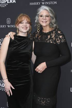 Susan Graham, Sydney Brakeley at arrivals for LA Opera s Opening Night Gala, Dorothy Chandler Pavilion in The Music Center, Los Angeles, CA, October 17, 2026. Photo By: Elizabeth Goodenough Everett Collection LA Opera s Opening Night Gala PUBLICATIONXNOTxINxCANxCHNxFRAxITAxJPNxNORxPOLxRUSxESPxUKxUSA