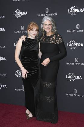 Susan Graham, Sydney Brakeley at arrivals for LA Opera s Opening Night Gala, Dorothy Chandler Pavilion in The Music Center, Los Angeles, CA, October 17, 2026. Photo By: Elizabeth Goodenough Everett Collection LA Opera s Opening Night Gala PUBLICATIONXNOTxINxCANxCHNxFRAxITAxJPNxNORxPOLxRUSxESPxUKxUSA