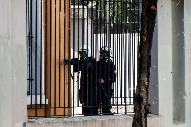 Tirana Clashes Enter Fifth Day TIRANA, ALBANIA, OCTOBER 17, 2026: Demonstrators clash with riot police outside the Ministry of Education during student-led anti-government protests in Tirana. Police deploy tear gas as protesters throw stones during a fifth consecutive day of unrest. Demonstrators demand improved university conditions and the resignation of Prime Minister Edi Rama. Tirana Albania Copyright: x xVlasovxSulajx xJNAxPressx