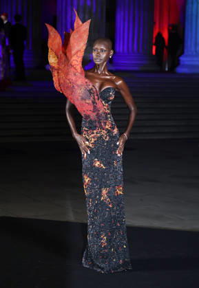 The British Museum Ball 2026 at The British Museum in London, England Adot Gak attends The British Museum Ball 2026 at The British Museum in London, England on October 17, 2026. London The British Museum UK Copyright: xFredxDuvalx