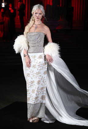 The British Museum Ball 2026 at The British Museum in London, England Lara Cosima attends The British Museum Ball 2026 at The British Museum in London, England on October 17, 2026. London The British Museum UK Copyright: xFredxDuvalx