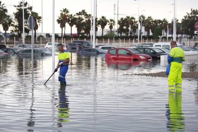 Rain in the Campo de Gibraltar Causes Flooding in Algeciras Image of the rain in the Campo de Gibraltar that has caused flooding in Algeciras October 18, 2026, in Algeciras, Cádiz, Andalusia, Spain October 18, 2026 Algeciras Cádiz Algeciras Cádiz Spain  Copyright: xNonoxRicox xEuropaxPressx 7853192