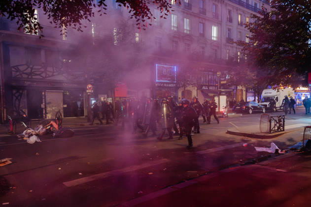 Protesters gathered at Place de la RÃ publique the day after the demonstration on 17 October; the police used tear gas and water cannons to disperse them. Many found themselves in the surrounding streets. - 18 10 2026 - France Paris Paris -  JanxSchmidt-Whitley LexPictorium LePictorium_0344285