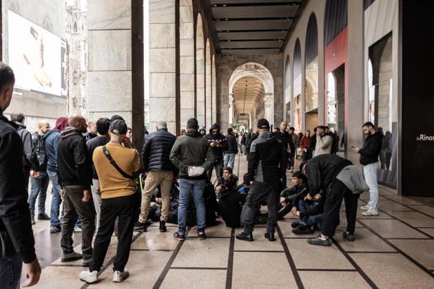 Police detain 160 as unrest continues for second day in Milan MILAN, ITALY - OCTOBER 18: Police officers make multiple detentions and arrests during urban unrest in Milan, Italy, on October 18, 2026, a day after protests against the rising cost of living. Groups threw stones, bottles, firecrackers and barriers at officers, who responded with tear gas and water cannon. Shops were damaged and looted around the city center, while a Carabinieri vehicle was destroyed. Andrea Carrubba Anadolu Milan Italy. Editorial use only. Please get in touch for any other usage.  Copyright: x2026xAnadoluxAndreaxCarrubbax