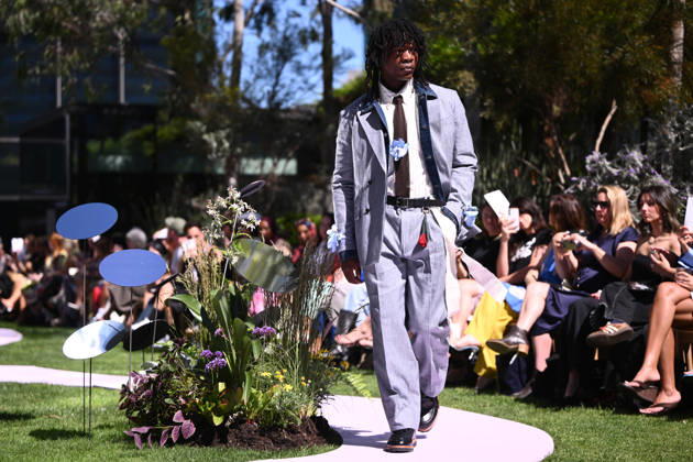 MELBOURNE FASHION WEEK PREVIEW, A model walks the runway during a 2026 Melbourne Fashion Week Runway Preview, at Sky Park, Melbourne, Monday, October 19, 2026. The preview features a selection of the upcoming collections that will appear on M FW runways including designers OUT OF HAND x Lisa Waup, Ebony Noire, Van Ermel Scherer, Perple, Gotham, Wilson Jedd Adams, Asiyam, Atoir, NGALI, Kuwaii, HoMie, Collective Closets x Mariam Farah, TOJHÃÄ, Amy Cottrell, BAAQIY and Sean Rentero. ( NO ARCHIVING MELBOURNE VICTORIA Australia Copyright: xJOELxCARRETTx 20261019165851818568