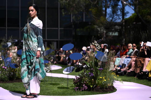 MELBOURNE FASHION WEEK PREVIEW, A model walks the runway during a 2026 Melbourne Fashion Week Runway Preview, at Sky Park, Melbourne, Monday, October 19, 2026. The preview features a selection of the upcoming collections that will appear on M FW runways including designers OUT OF HAND x Lisa Waup, Ebony Noire, Van Ermel Scherer, Perple, Gotham, Wilson Jedd Adams, Asiyam, Atoir, NGALI, Kuwaii, HoMie, Collective Closets x Mariam Farah, TOJHÃÄ, Amy Cottrell, BAAQIY and Sean Rentero. ( NO ARCHIVING MELBOURNE VICTORIA Australia Copyright: xJOELxCARRETTx 20261019169626641179