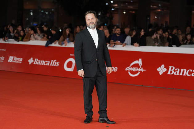 Giovanni Troilo At 21st Rome Film Fest Premiere - Rome Giovanni Troilo attends the red carpet premiere of the film In Un Battito during the 21st Rome Film Fest in Rome, Italy on October 18, 2026. Photo by Andrea Bracaglia ABACAPRESS.COM Rome Italy Italy  Copyright: xBracagliaxAndrea ABACAx