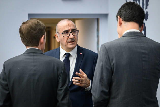 Laurent Nunez, Minister of the Interior; Édouard Geffray, Minister of National Education; Philippe Baptiste, Minister of Higher Education, Research, and Space, during an interministerial RIM crisis meeting following the incidents, looting, and vandalism associated with the demonstrations on October 17, 2026, in Paris, October 18, 2026 Eric Tschaen Pool Bestimage Interministerial Crisis Meeting (RIM) in response to the incidents, looting, and vandalism associated with the demonstrations on October 17, 2026, Paris, France Copyright: xEricxTschaenx xPoolx xBestimagexEricxTschaenx xPoolx xBestimagex