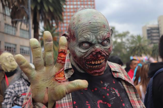 19th annual Zombie Walk Mexico 2026 MEXICO CITY, MEXICO - OCTOBER 18, 2026: Participants in the 19th annual Zombie Walk Mexico 2026, dressed as the living dead, monsters, and horror characters, gather at the Monument to the Revolution in Mexico City. Mexico City Mexico Copyright: x xCarlosxSantiagox xJNAxPressx