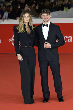 Fabio Di Giannantonio mit Partnerin Jay Carol Gigli bei der Premiere des Dokumentarfilms In un battito auf dem 21. Internationalen Filmfestival von Rom Festa del Cinema di Roma 2026 im Auditorium Parco della Musica. Rom, 18.10.2026