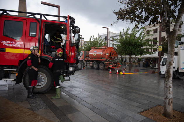 The UME is deployed in Ibiza and Mallorca to assist with incidents caused by Storm Adam. UME personnel deployed on the streets of Ibiza to mitigate the effects of Storm Adam, on October 19, 2026, in Eivissa, Balearic Islands, Spain. The Military Emergency Unit (UME) has mobilized units from its third battalion at the Valencia base to set sail for Eivissa and Mallorca. The military unit confirmed this on its social media account on platform X, with a message stating that their mission will be to collaborate with emergency services in response to incidents resulting from Storm Adam. OCTOBER 19, 2026 Germá, Spain  Copyright: xGermanxLamax 7854894