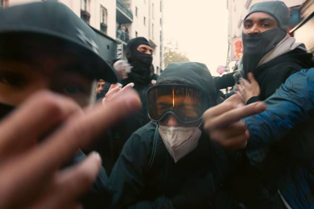 October 18, 2026, Paris, France: PARIS, FRANCE - OCTOBER 18, 2026: Protesters clash with police near Place de la RÃ publique in Paris during a protest against austerity. Protesters set up makeshift barricades and start fires in the square and surrounding streets. After police clear the square, protesters attack nearby shops. Paris France - ZUMAq101 20261018_zna_q101_281 Copyright: xOualidxAbdellaouix